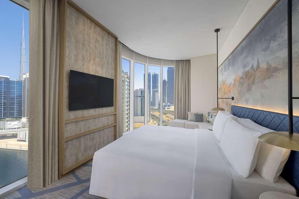 Hilton Garden Inn Dubai Business Bay Bilik gambar