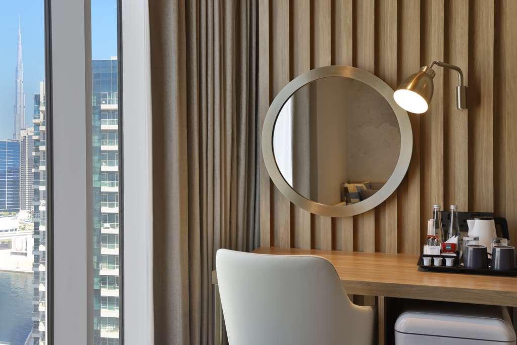 Hilton Garden Inn Dubai Business Bay Bilik gambar