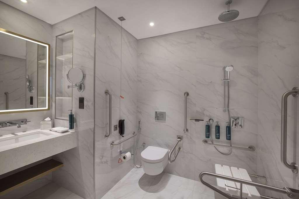 Hilton Garden Inn Dubai Business Bay Bilik gambar